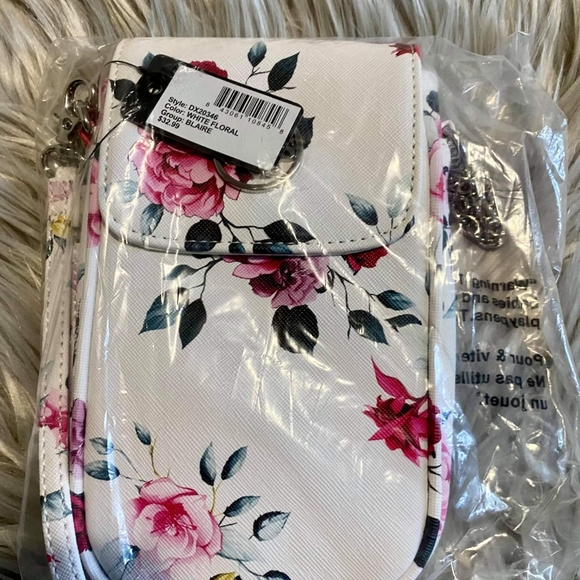 GUESS Womens Floral Blaire Phone Case Crossbody - Picture 2 of 4